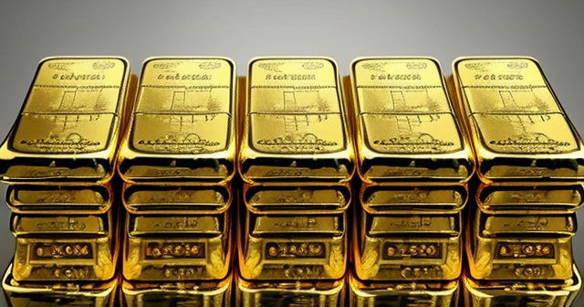 堆疊的金條